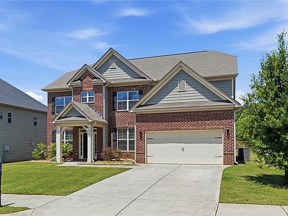 2nd image of 385 Hinton Chase Pkwy