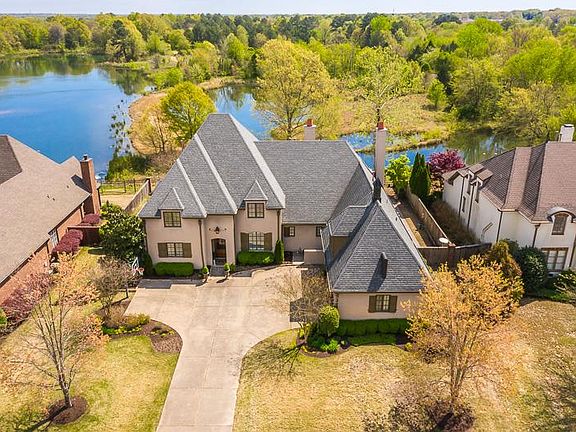 2nd image of 1258 Brayshore Dr