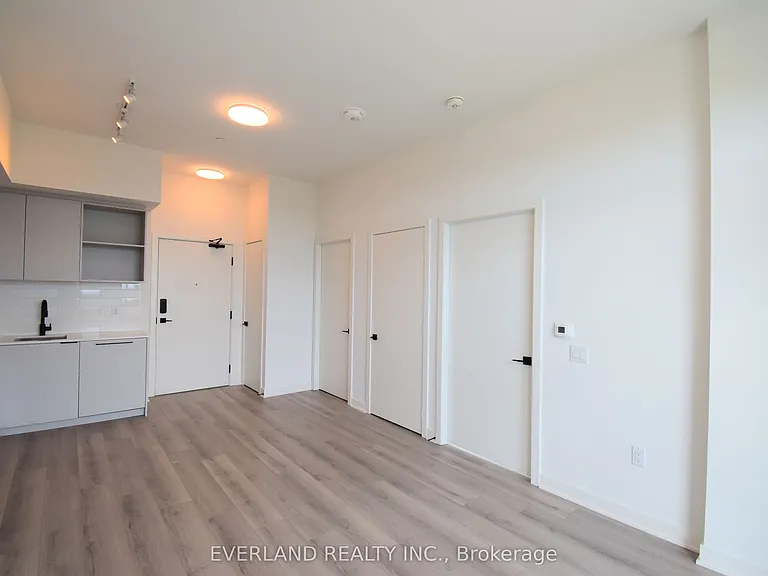 1185 Dupont St #1105 — Photo 18