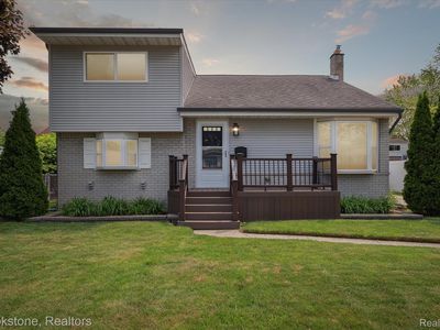 6510 Cadillac St, Garden City, MI, 48135