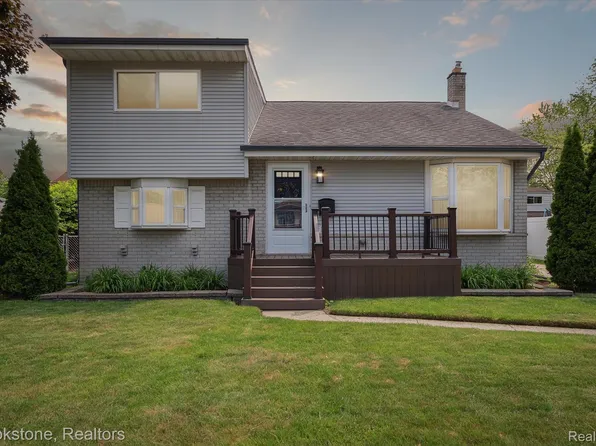 6510 Cadillac St, Garden City, MI 48135