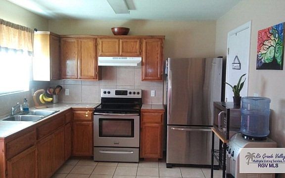 3rd image of 2436 Munich St