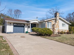 68 Lauren Avenue, Dix Hills, NY 11746