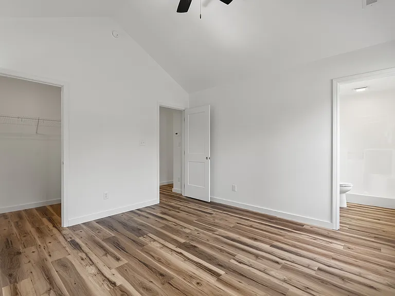 726 Belleaire Ave — Photo 15