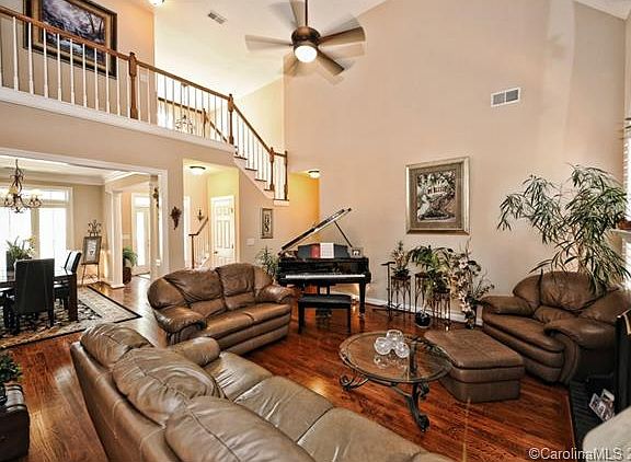 5th image of 3541 Savannah Hills Dr