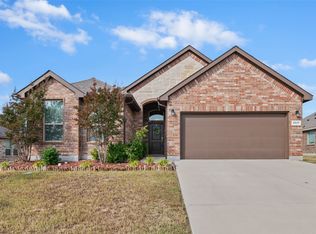 3537 Camden Creek Rd, Krum, TX 76249