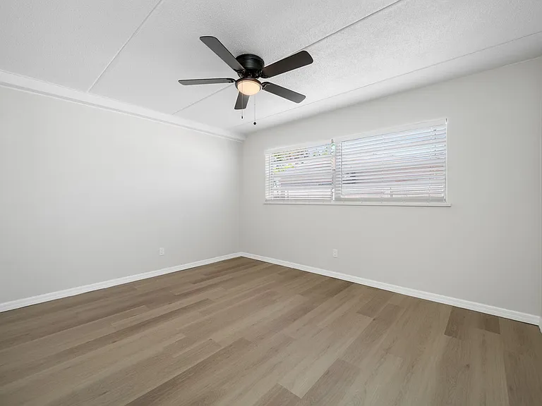 8012 Blind Pass Rd — Photo 10