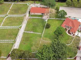 3950 Horse Trail, Loxahatchee, FL 33470