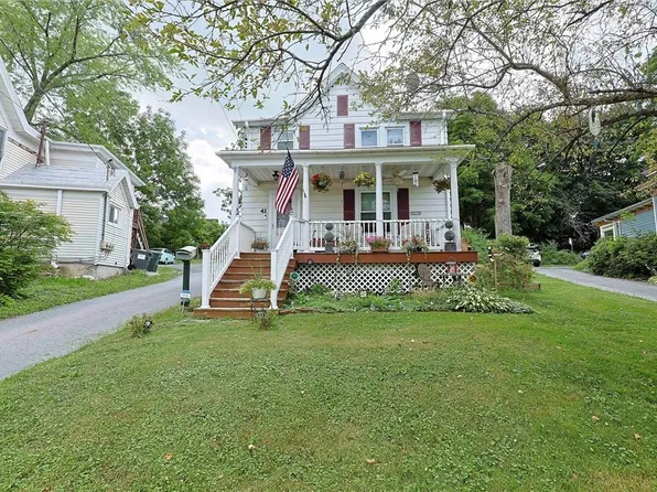 41 Maple Street, Walden, NY 12586