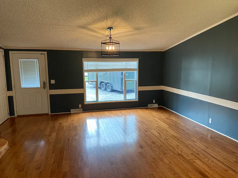 104 Stoney Point — Photo 4