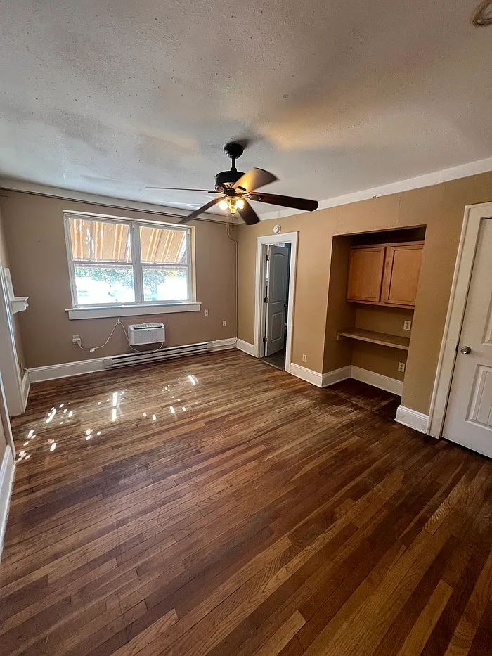 1 bed, 1.0 bath, 650 sqft, $600 — Photo 3