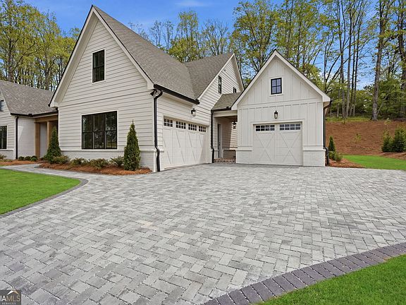 5th image of 4420 K D Kruzel Dr