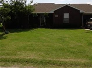 201 Lakeview Dr, Byers, TX 76357
