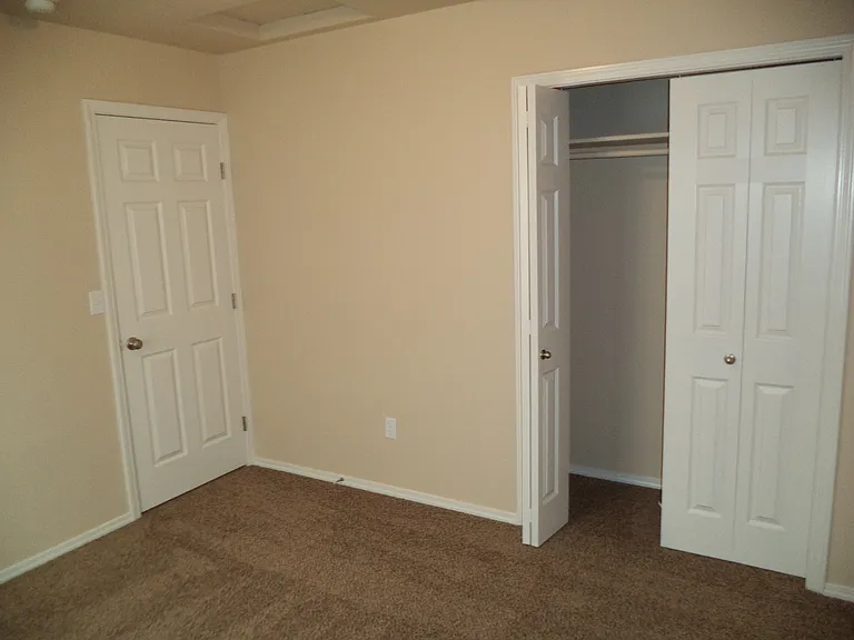 10056 W Rustica St — Photo 13