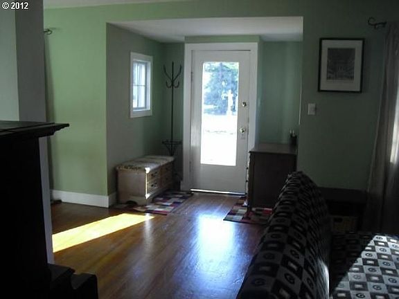 2nd image of 11011 SE Wood Ave