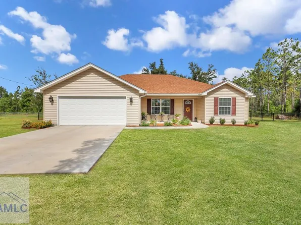 433 Heritage Cir, Hortense, GA 31543