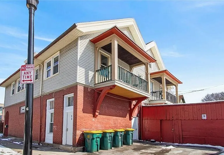 119 Rosewood Ter #1 — Photo 2