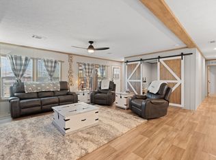 1401 Old Bridge Rd, Cleburne, TX 76033