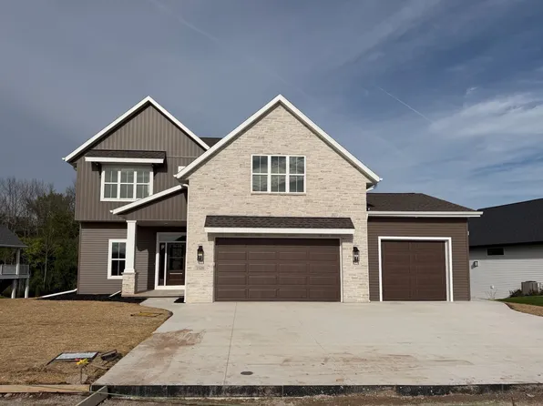 2528 N Stellita Cir, De Pere, WI 54115