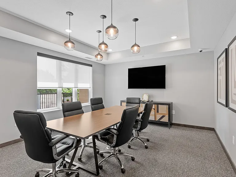 Rya Apartments — Photo 41