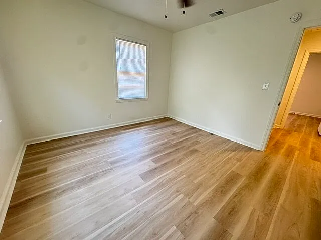 2846 Walker St — Photo 6