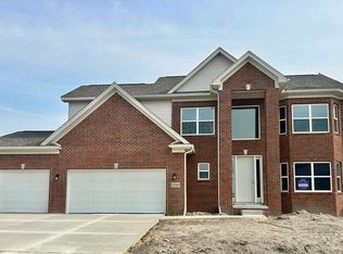 25860 Brighton Ln, Brownstown, MI