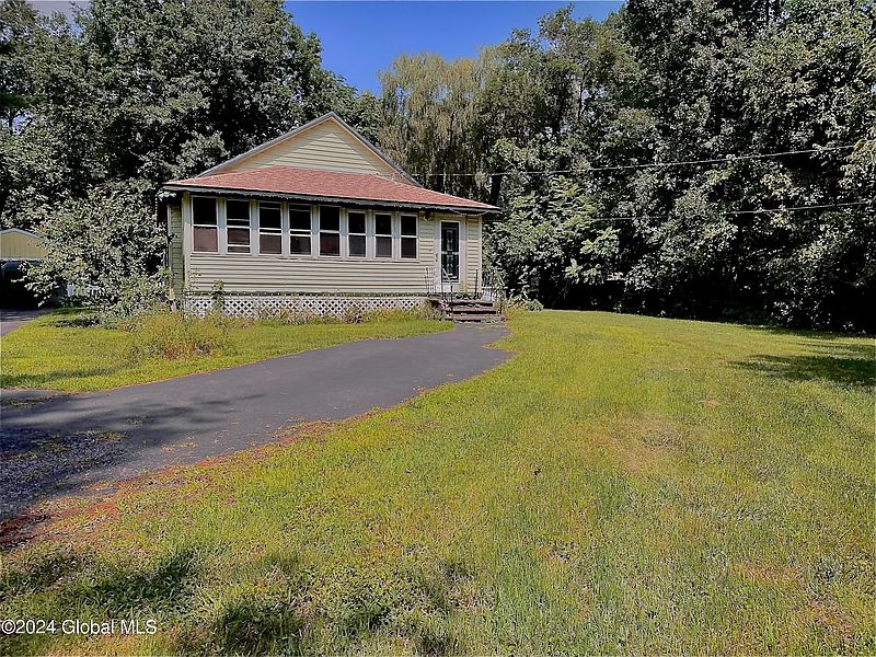 2nd image of 313 Church Road