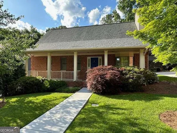 2158 Heritage Hts, Decatur, GA 30033