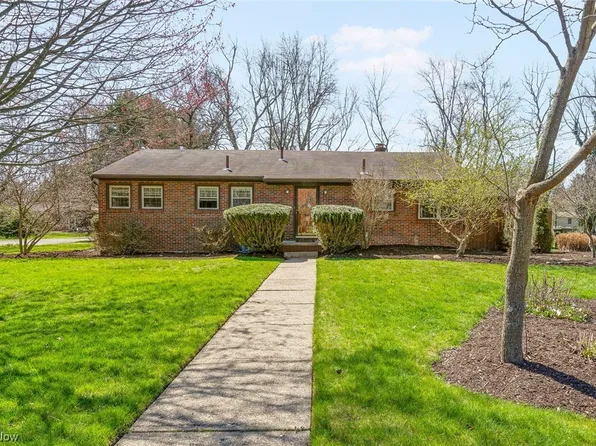 1724 50th St NW, Canton, OH 44709