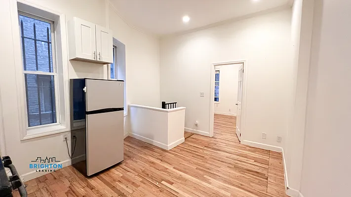 Rented by Brighton Management | media 4