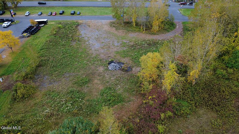 3rd image of 44 E Quaker Service Road