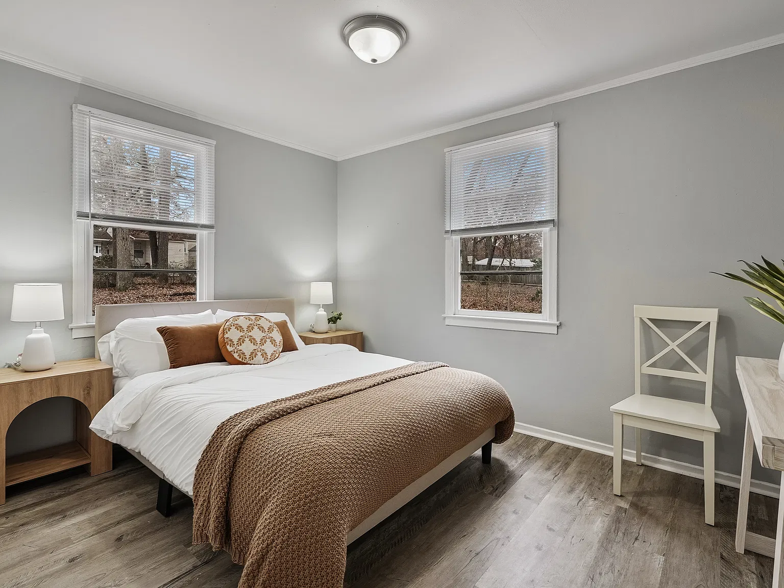 Fully Furnished 2BR Home in Haymount | Move-In Ready — Photo 4