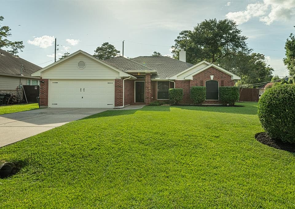 1st image of 18411 Bluffview Dr