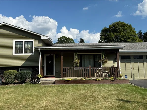 419 Wendemere Dr, Hubbard, OH 44425