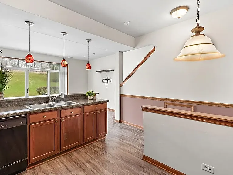 2260 Flagstone Ln — Photo 36