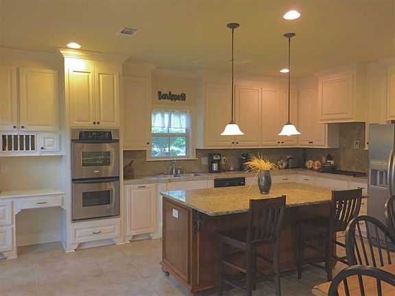 4th image of 105 Dogwood Holw
