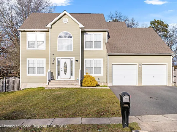 11 Herkimer Court, Barnegat, NJ 08005