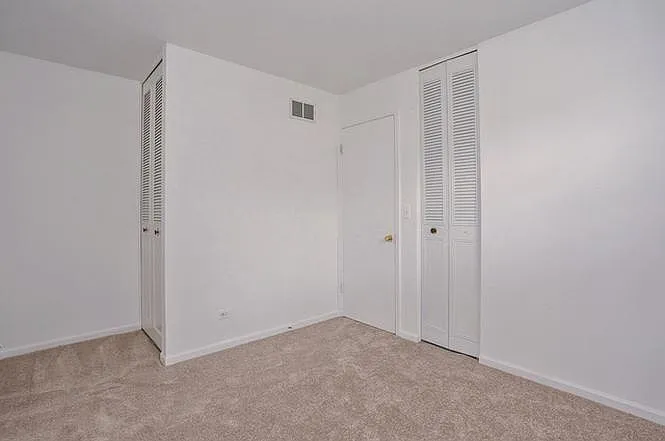 2150 Rugen Rd — Photo 8