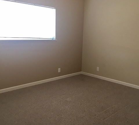 4th image of 1114 Village Dr APT 15