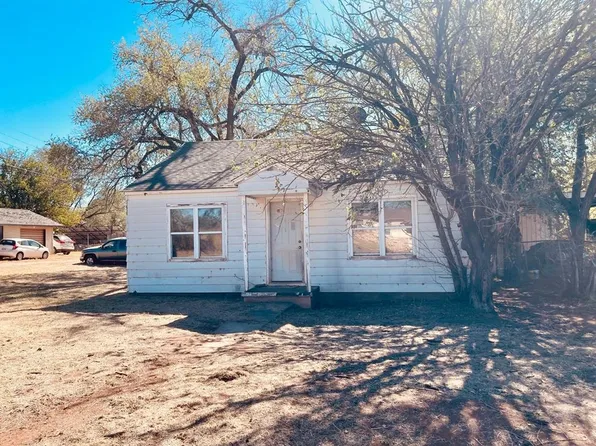 702 Sisson Ave, Sayre, OK 73662