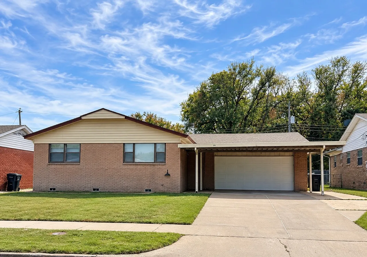 3 bed, 1164 sqft, $1,450 — Photo 1