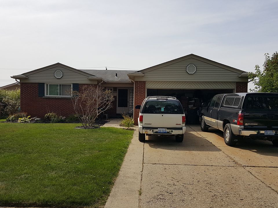 1st image of 40575 Flagstaff Dr