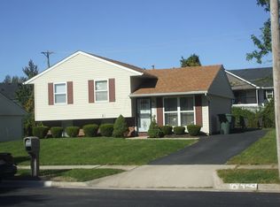 3678 E Foraker Dr, Columbus, OH 43219
