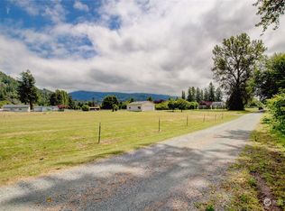 12175 Beths Ln, Sedro Woolley, WA 98284