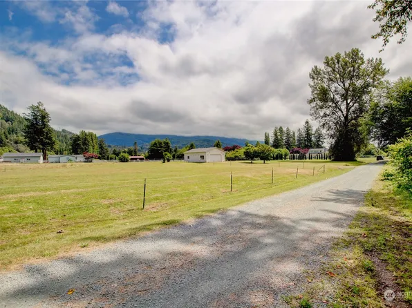 12175 Beths Lane, Sedro Woolley, WA 98284