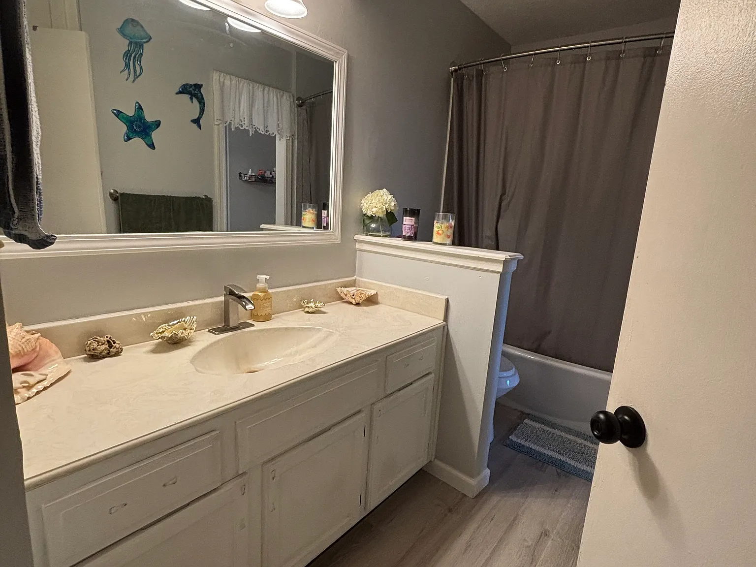 3 bed, 1.5 bath, 1046 sqft, $1,750 — Photo 4