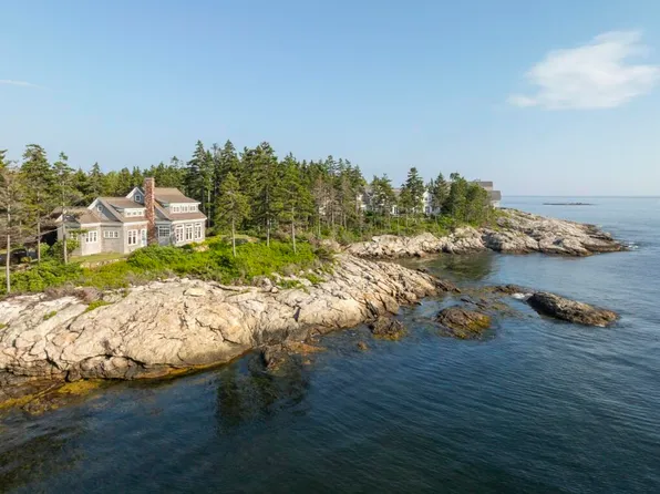 8 Seascape Lane, Southport, ME 04576