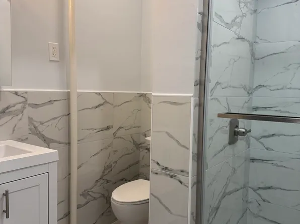 31-86 31st Street image 17 of 21