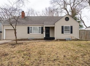 5024 W 57th St, Roeland Park, KS 66205