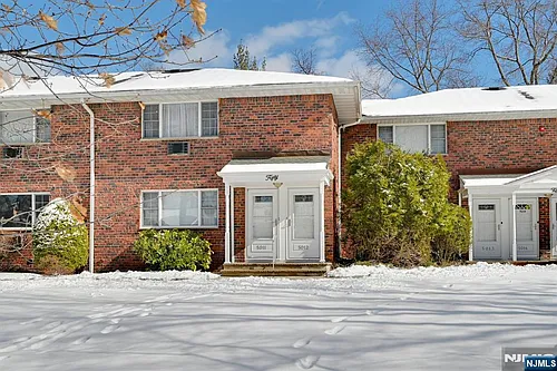 5012 Christopher St Photo 1